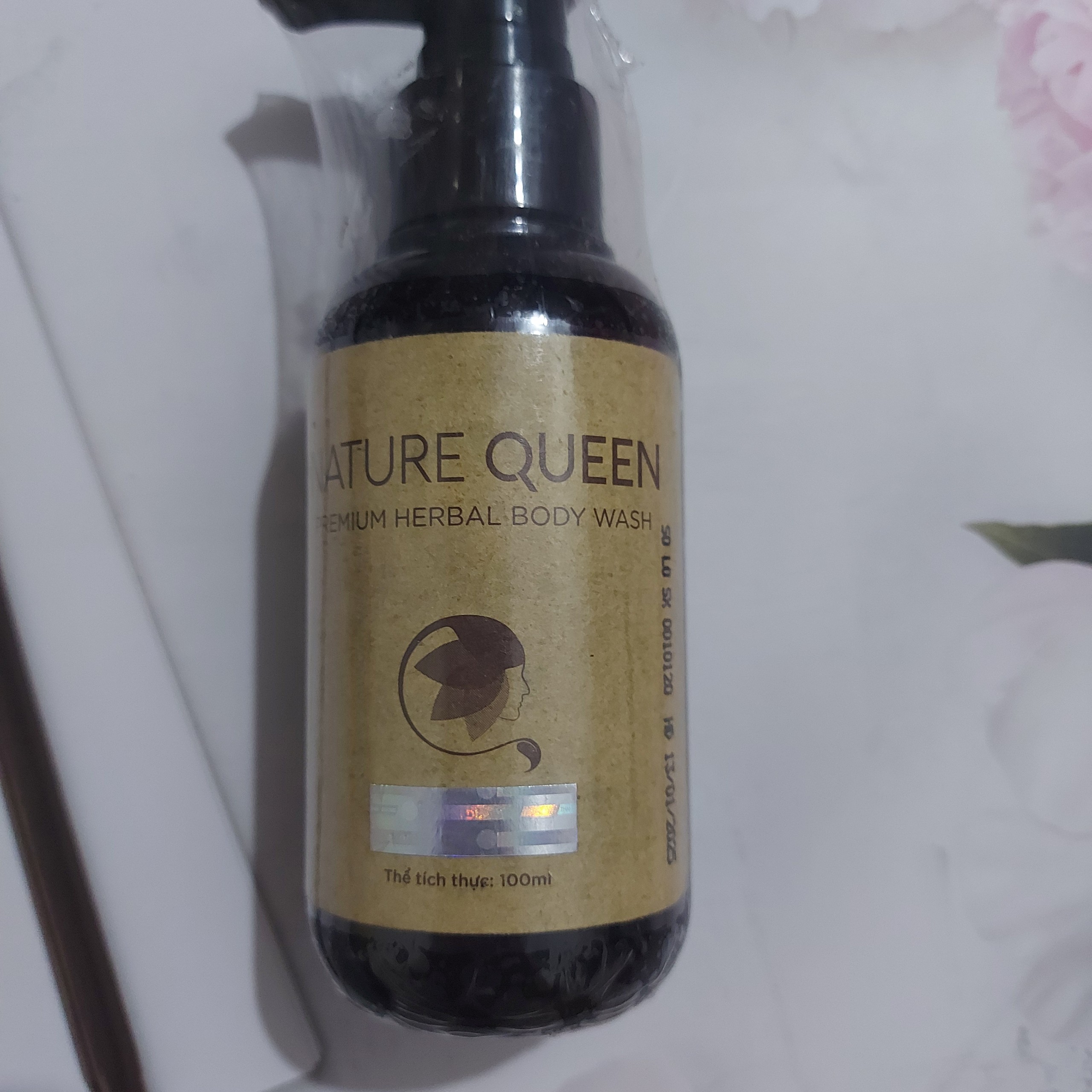 [HCM]Sữa tắm thảo dược Nature Queen - 100ml