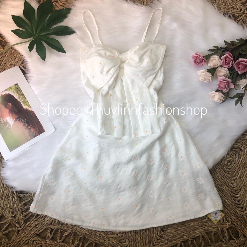 Đầm hoa cúc 2 dây nơ ngực - Hình thật