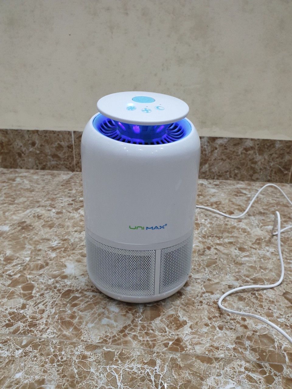 Đèn diệt muỗi côn trùng UNIMAX- UMB-501W