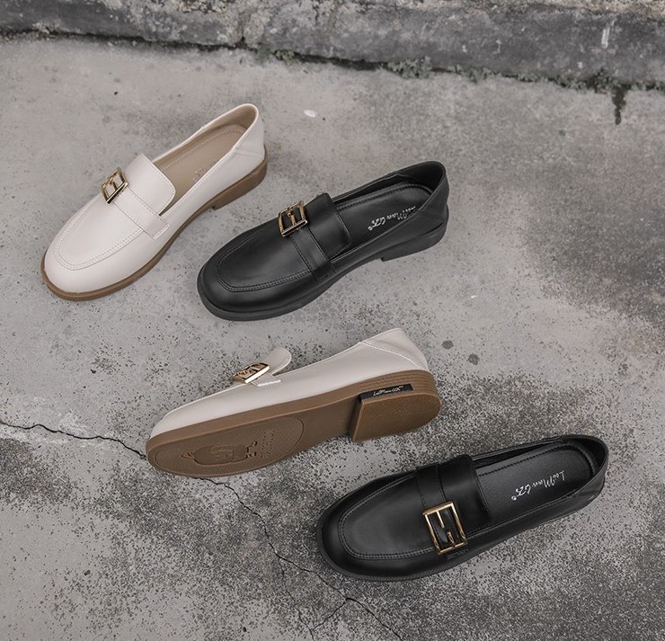 Giày Loafer Nữ Da Mềm Đế 3cm Màu Đen và Kem