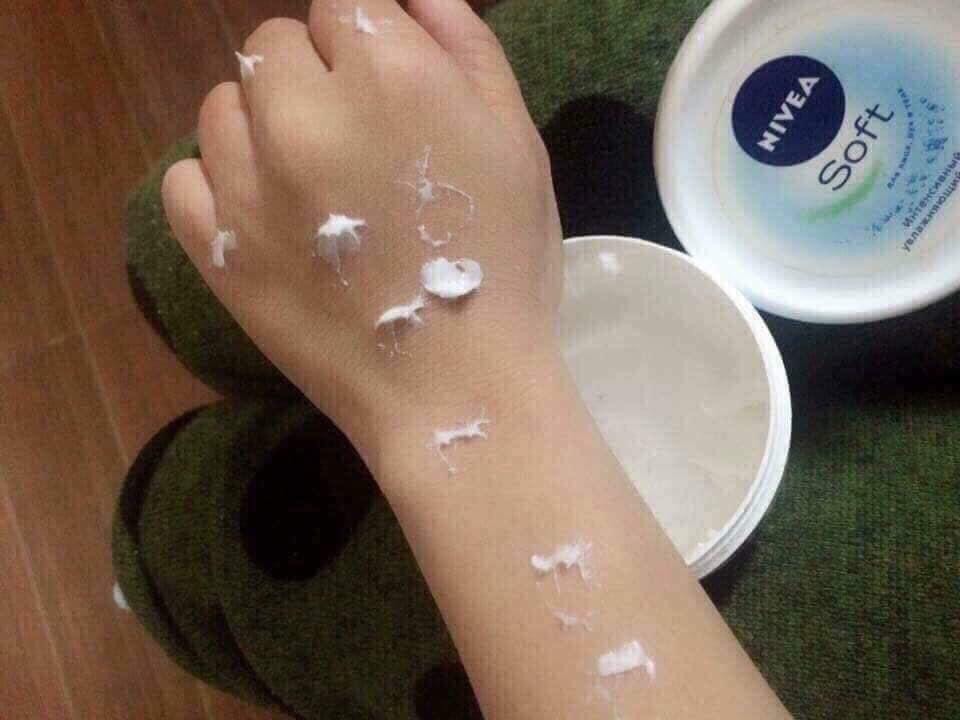 Kem dưỡng Nivea  Soft Nga 200ml