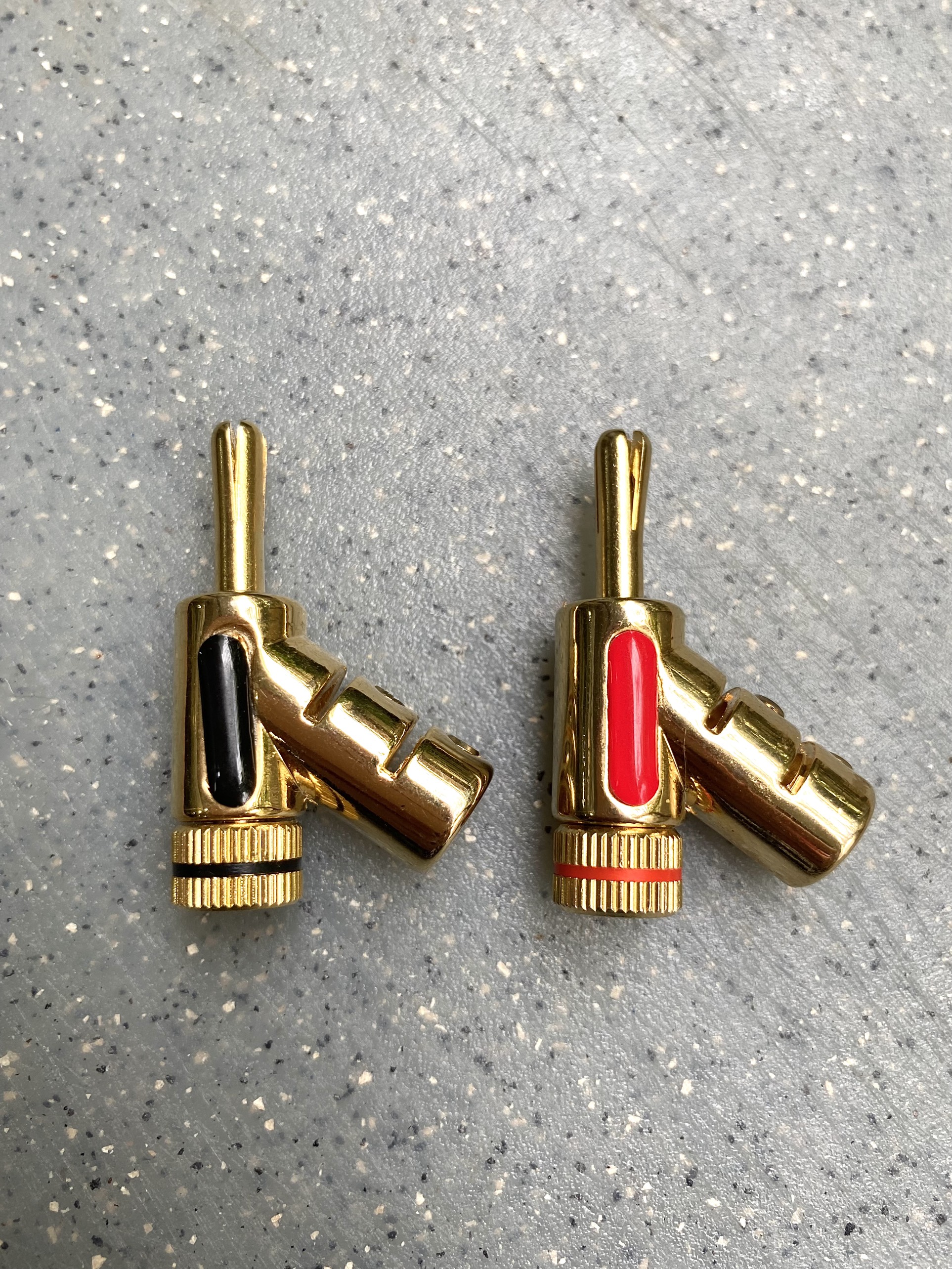 Jack Bắp chuối Khoá ren mạ vàng ( 2 cái )