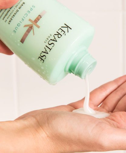 Dầu gội cho da đầu dầu Kerastase Bain Divalent Specifique