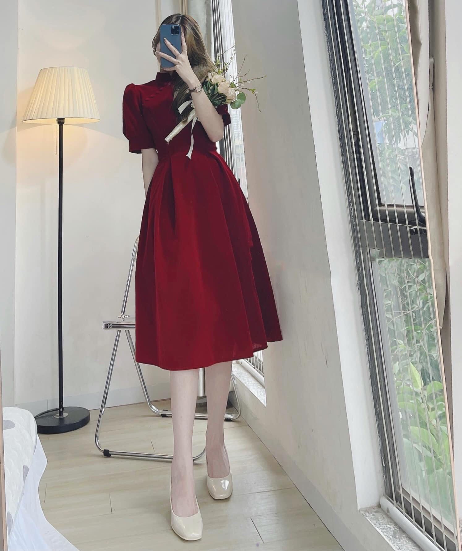 Váy nhung đỏ tay bồng siêu xinh