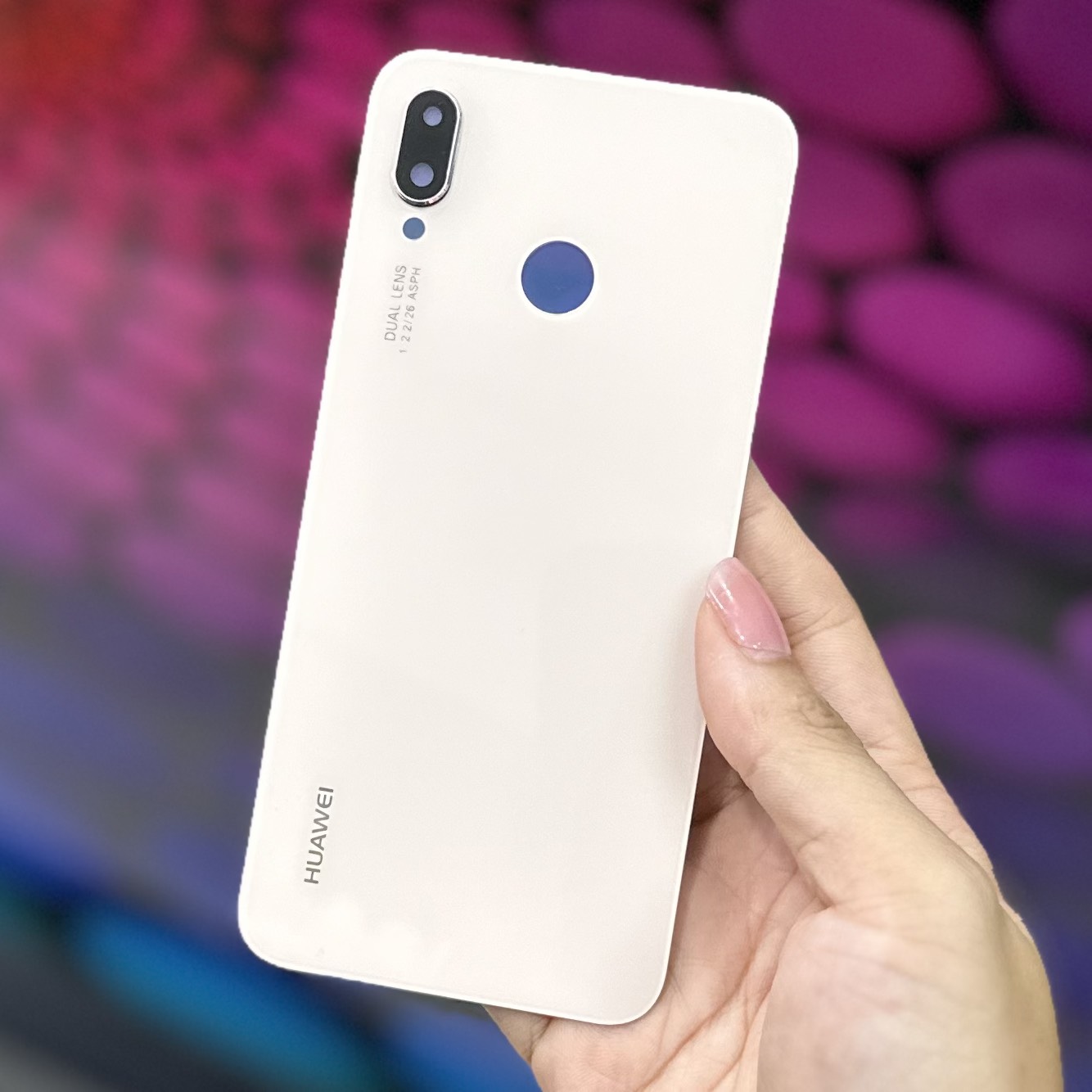 Huawei Nova 3e back cover