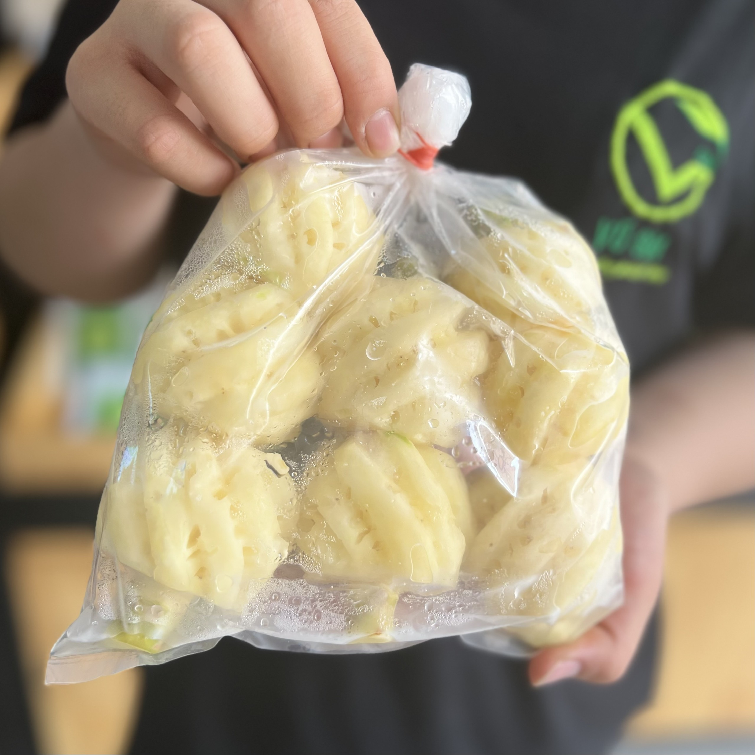 VG FARM Thơm Thái Mini Túi 500g