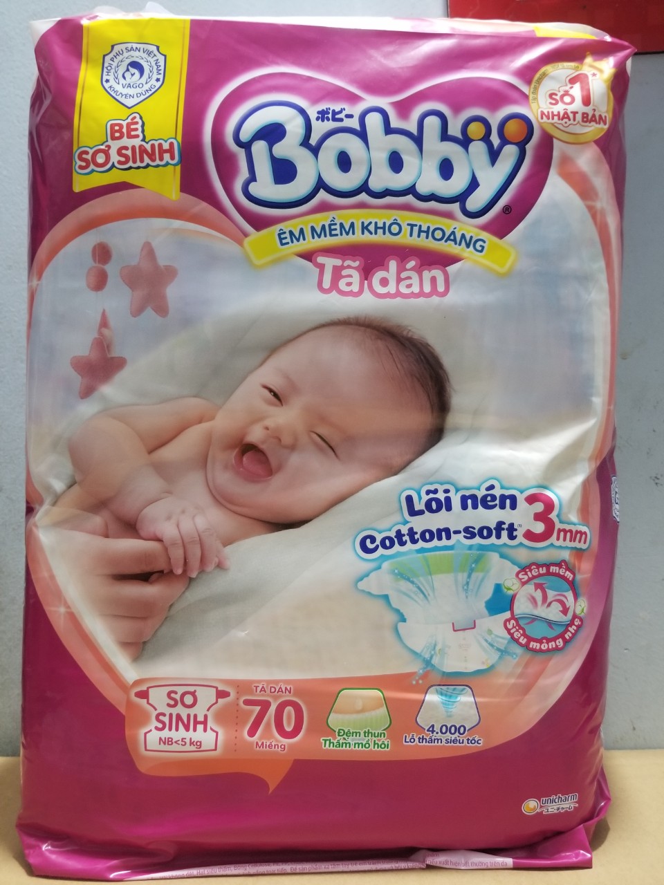 Tã dán sơ sinh Boby 70 miếng dành cho bé dưới 6kg