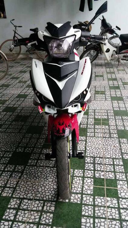 CÁNH GIÓ TRƯỚC EXCITER 150 - ĐEN BÓNG