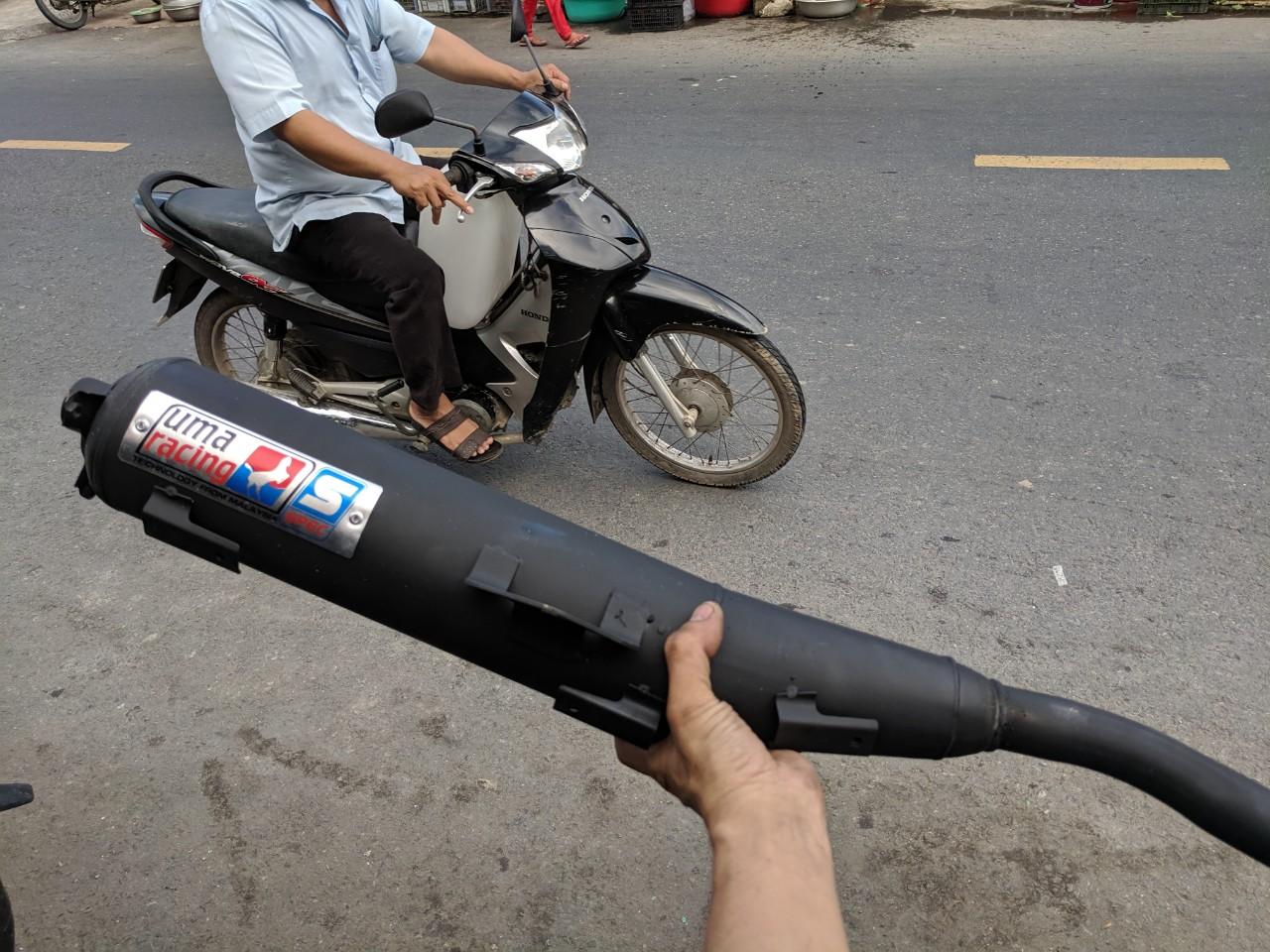 pô móc hơi EXCITER 150 uma f1