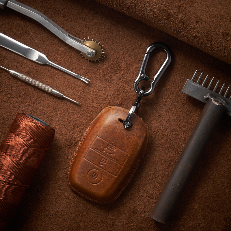 Bao da chìa khóa ô tô handmade Kia Cerato da bò thật
