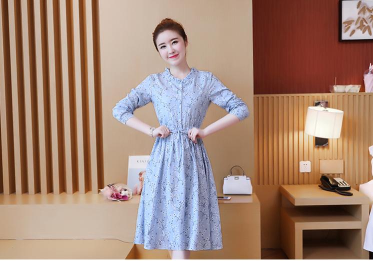 Đầm bầu đẹp hoa nhí