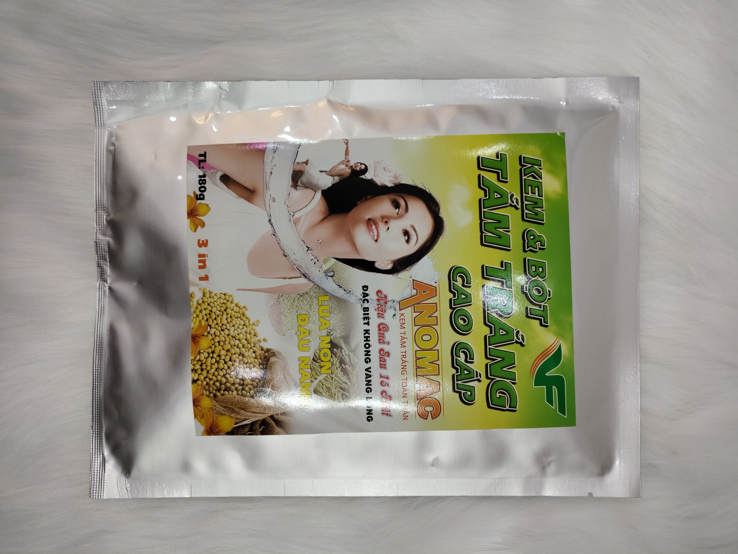 Kem lột tắm trắng da TVF, Anomac