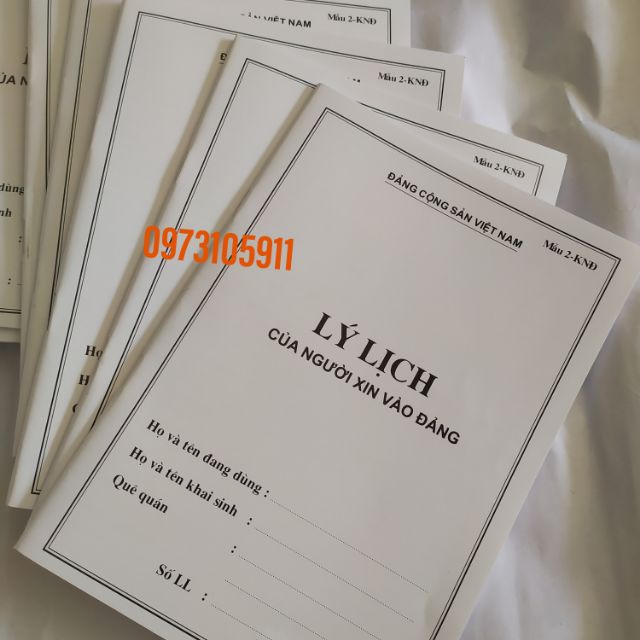 Sét 10 quyển lý lịch của người xin vào đảng