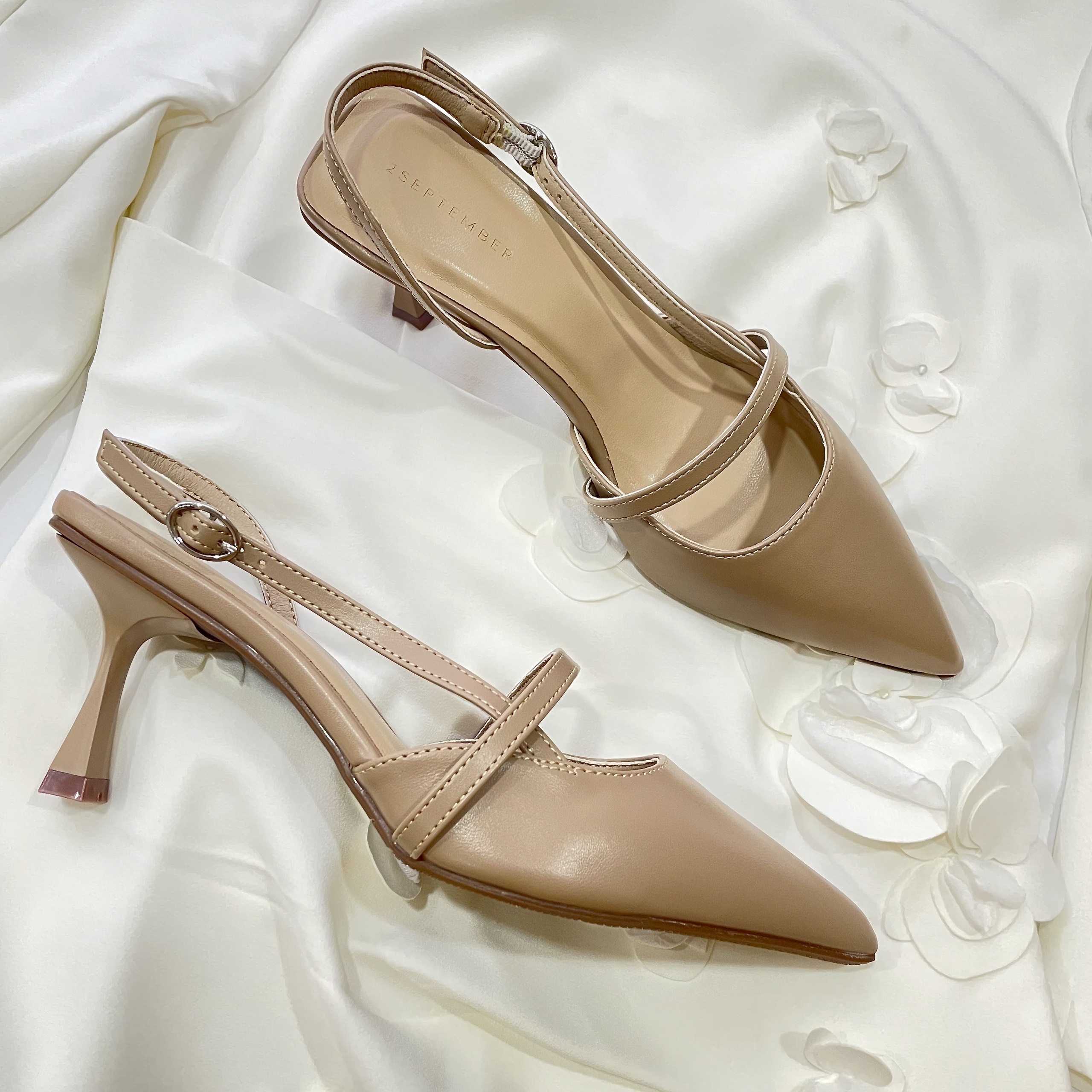 Giày cao gót Slingback 7cm mũi nhọn 2September Ylang Beige