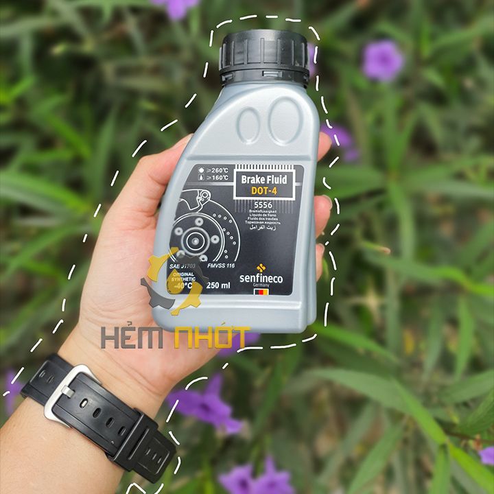 [HẺM NHỚT] Dầu thắng (phanh) DOT 4 Senfineco 5556 chai 250ml