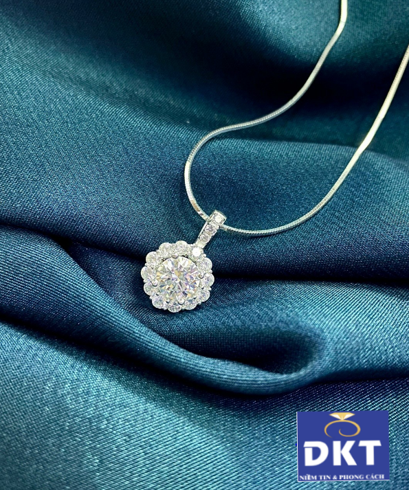 [HCM]{ SIÊU HOT } Mặt Dây chuyền nữ bạc 925 đính đá sáng bóng tuyệt đẹp dành cho chị em hàng như hình 100%