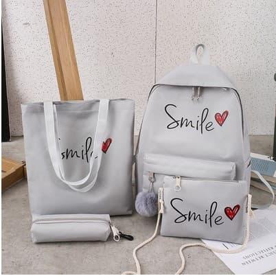 Balo Nữ Balo Nam Balo Đi Học Balo Set 4 Món Hoa Cúc thiết kế năng động trẻ trung cho các bạn trẻ với họa tiết đơn giản nhưng không kém phần cá tính