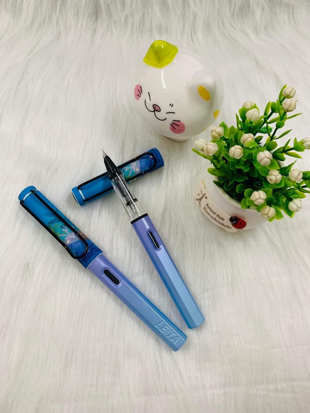 Bút lá tre Leta 368 vỏ nhựa