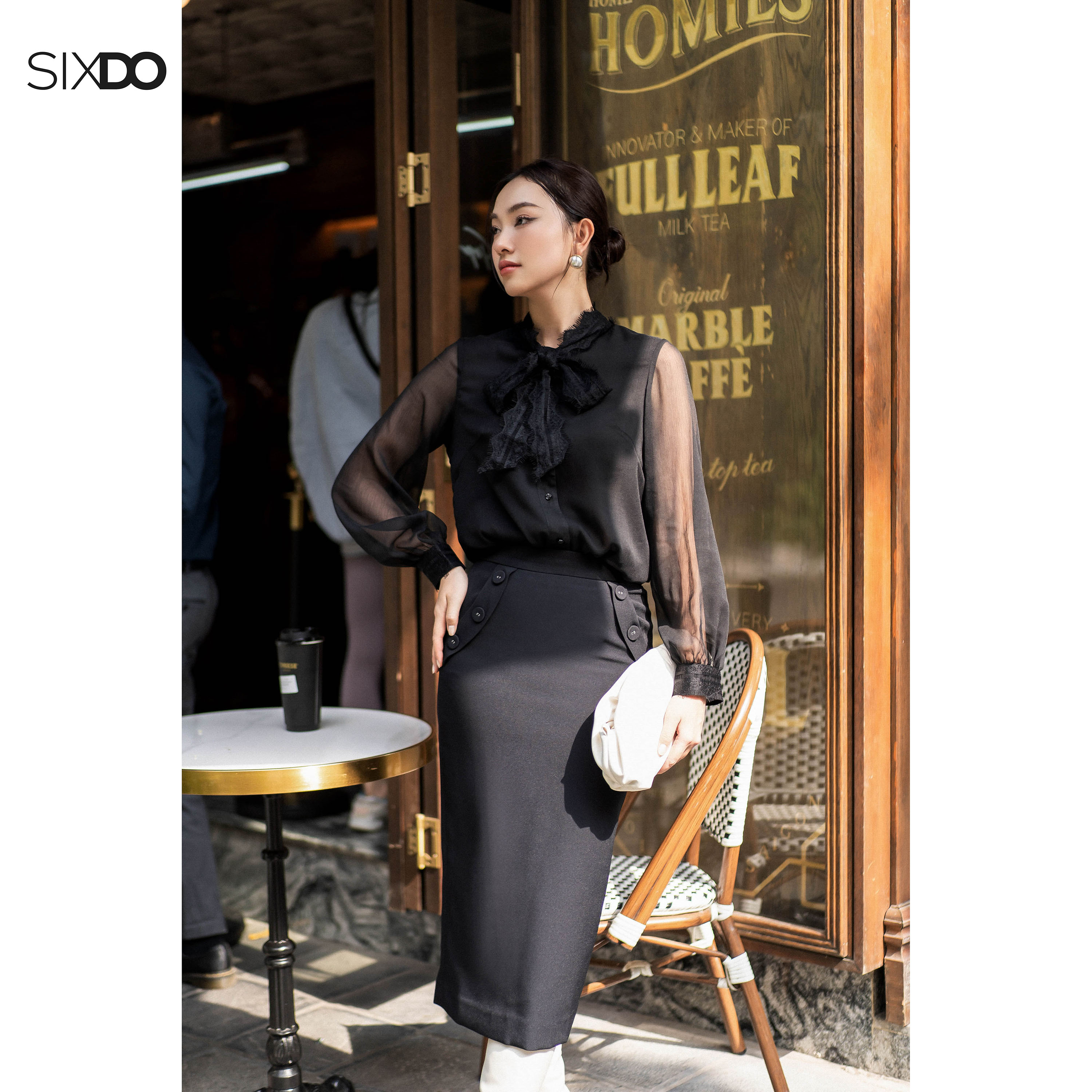 Chân váy tuýp xi đen phối cúc SIXDO (Black Midi Skirt With Buttons)