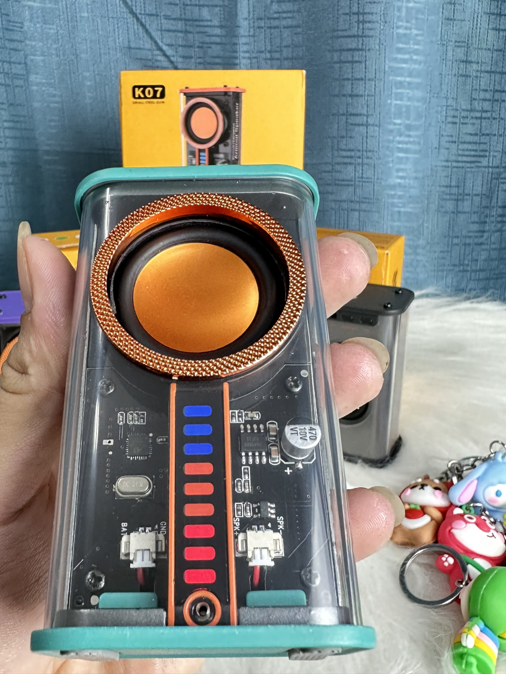 Loa K-07 Hottrend Meca trong suốt