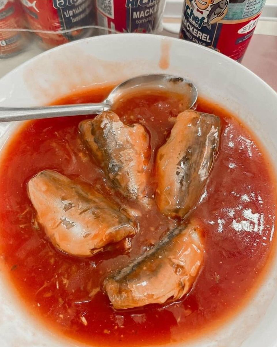 Cá Mòi Sốt Cà Hichef Thái Lan