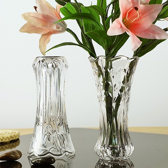 Bình cắm hoa thủy tinh cao 20cm - Trắng