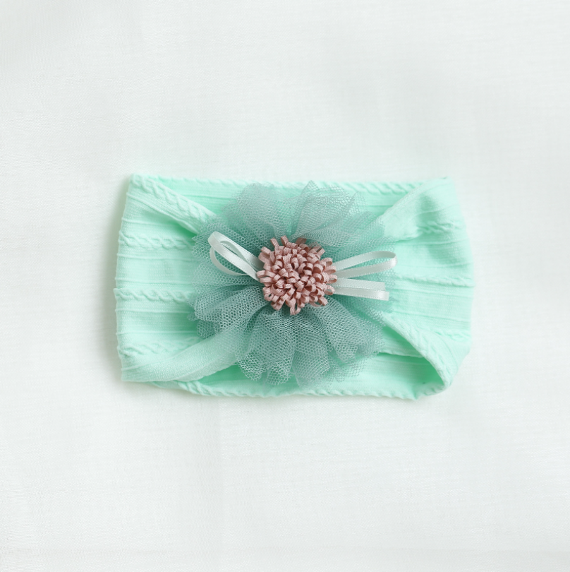 Turban vải dệt bản to, đính hoa ren cho bé gái