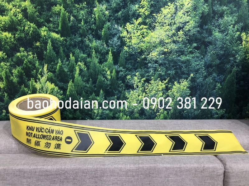 Cuộn rào, băng cảnh báo khu vực cấm vào màu vàng đen - 8cm * 100m