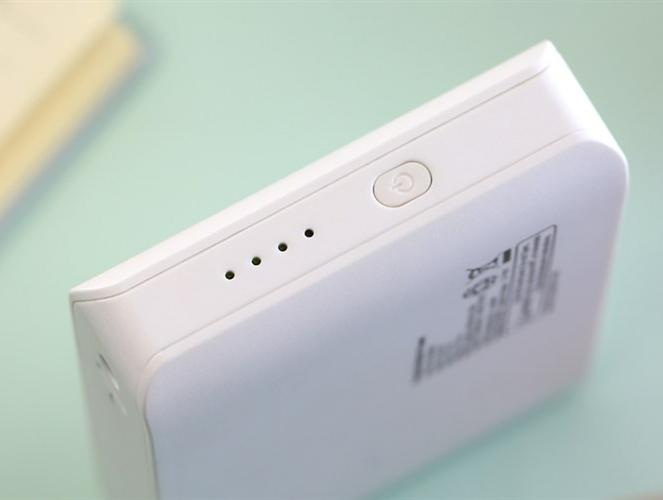 [HCM]Pin sạc dự phòng 10000mAh AVA TS-D151