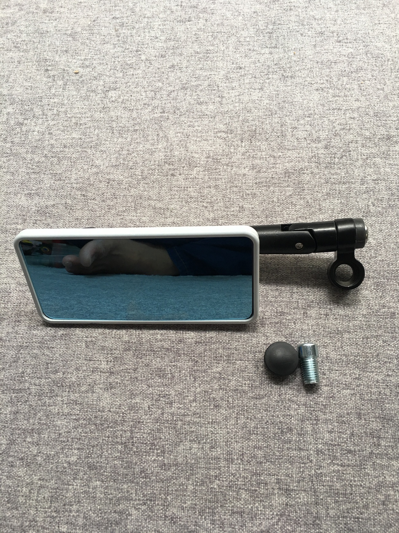 [PHỤ KIỆN TRANG TRÍ] GƯƠNG CHIẾU HẬU,KÍNH CHIẾU HẬU KIỂU IPHONE TRANG TRÍ XE MÁY NGỘ NGHĨNH (MÀU BẠC)