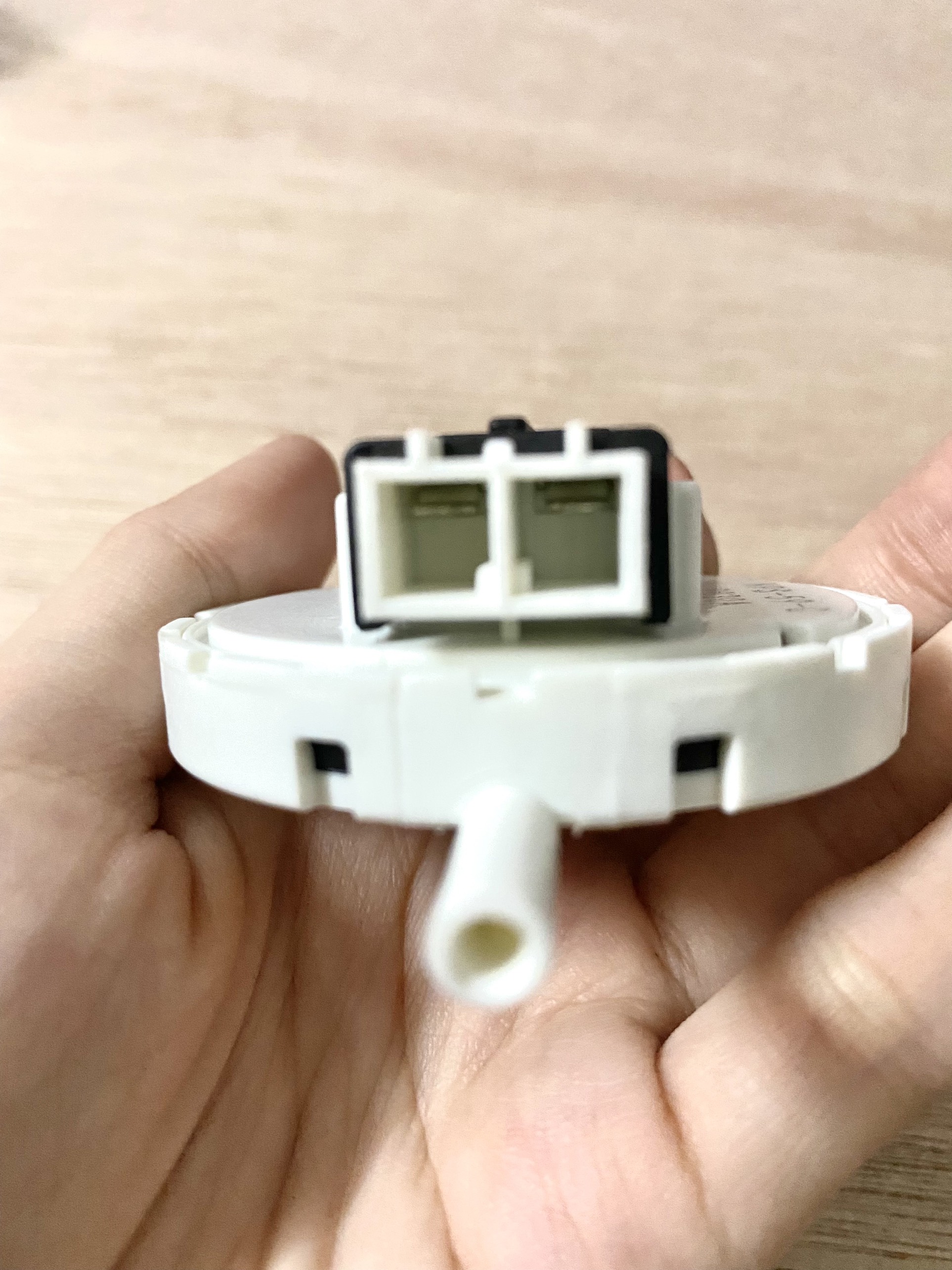 Phao áp lực nước máy giặt Sanyo 59C