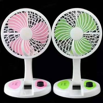 Quạt Tích Điện Gấp Gọn Có Đèn 5811
