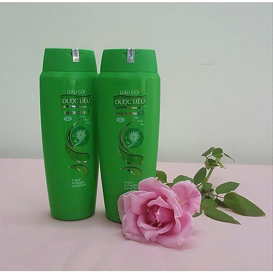 Dầu gội dược liệu Thái Dương 3 chai 200ml