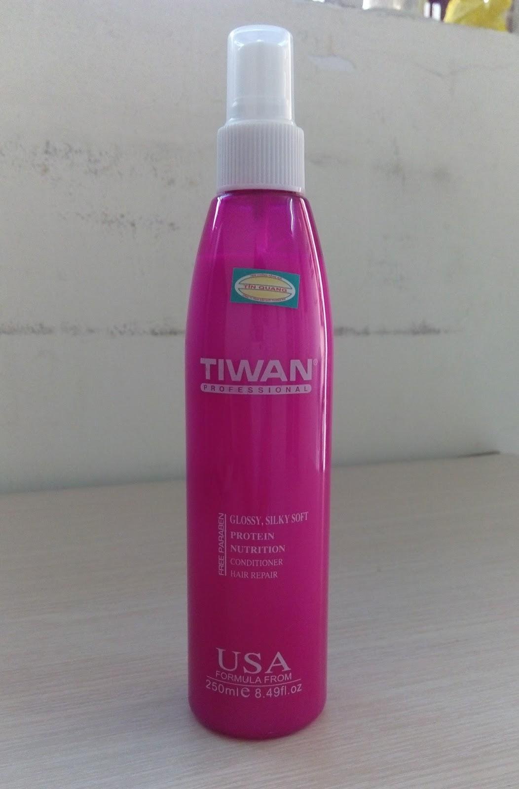 Xịt dưỡng tóc phủ bóng Tiwan 250ml