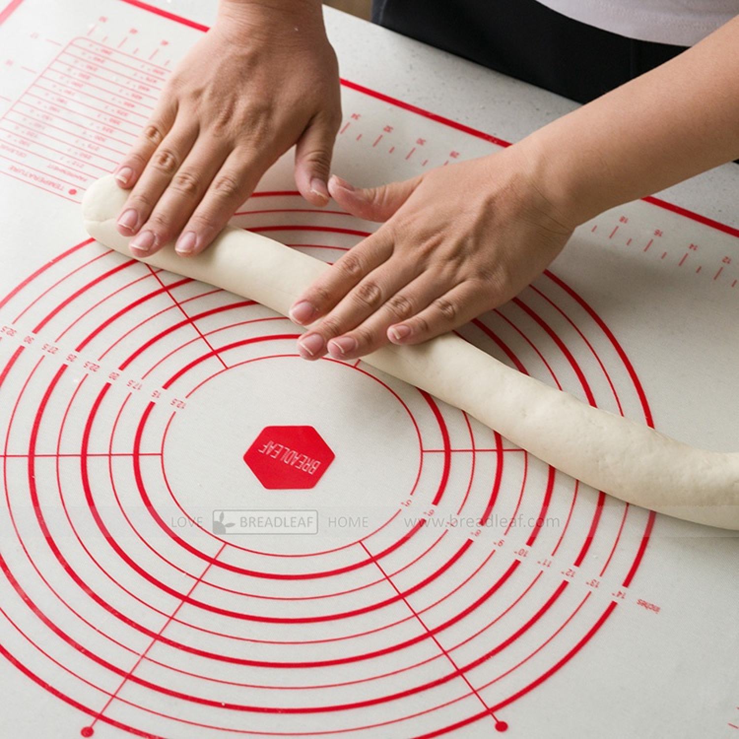 Tấm nhào bột Breadleaf/ Silicone mat chịu nhiệt . BLVN-050