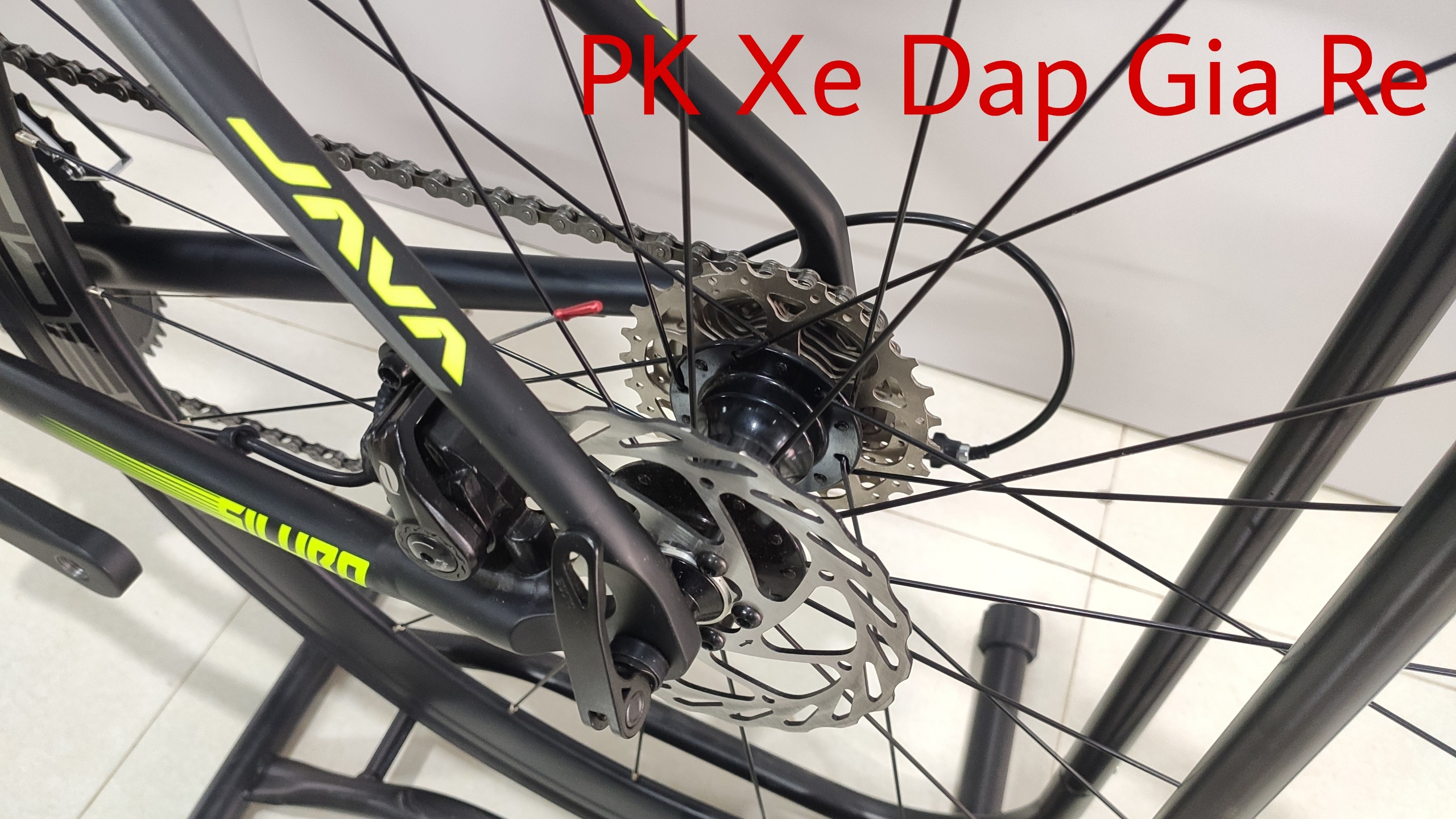 Xe đạp JAVA thương hiệu Ý, Xe đạp JAVA Siluro 2, Bản phanh đĩa, Tay đề lắc Decaf 18 tốc độ, Khung hợp kim nhôm siêu nhẹ, Bảo hành 1 năm