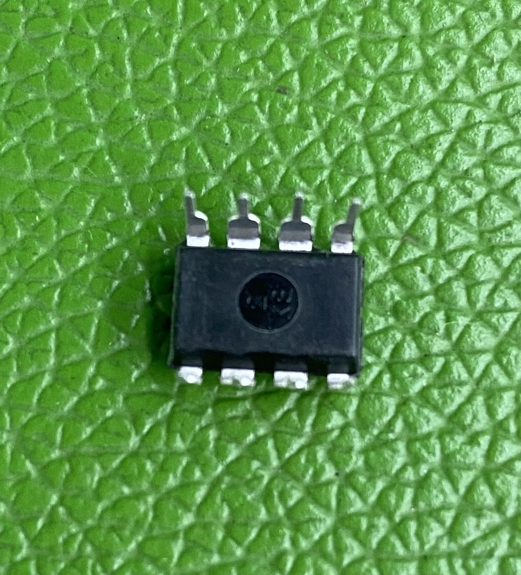 Combo 10 IC Tạo Xung NE555 Dip8