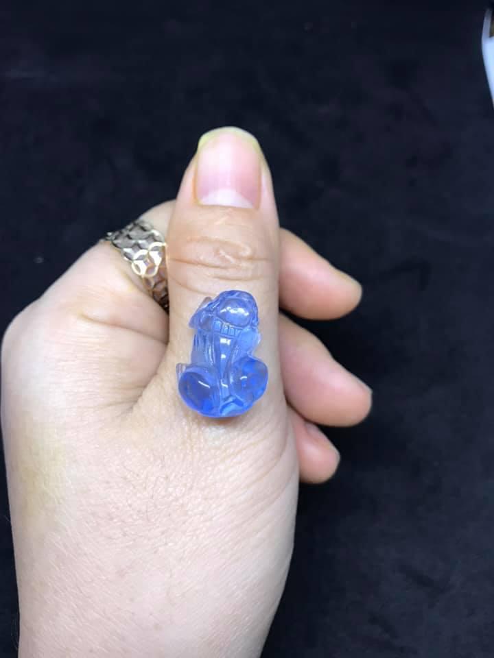 Tỳ hưu đá topaz xanh dương
