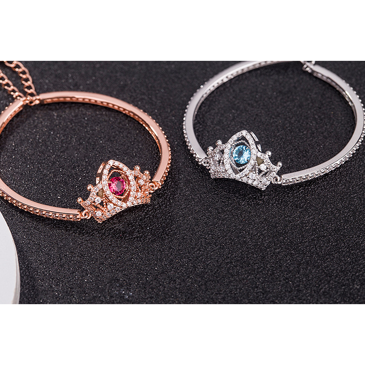 Vòng tay LAMY Bee A Queen Rose Gold Bracelet 2054RG