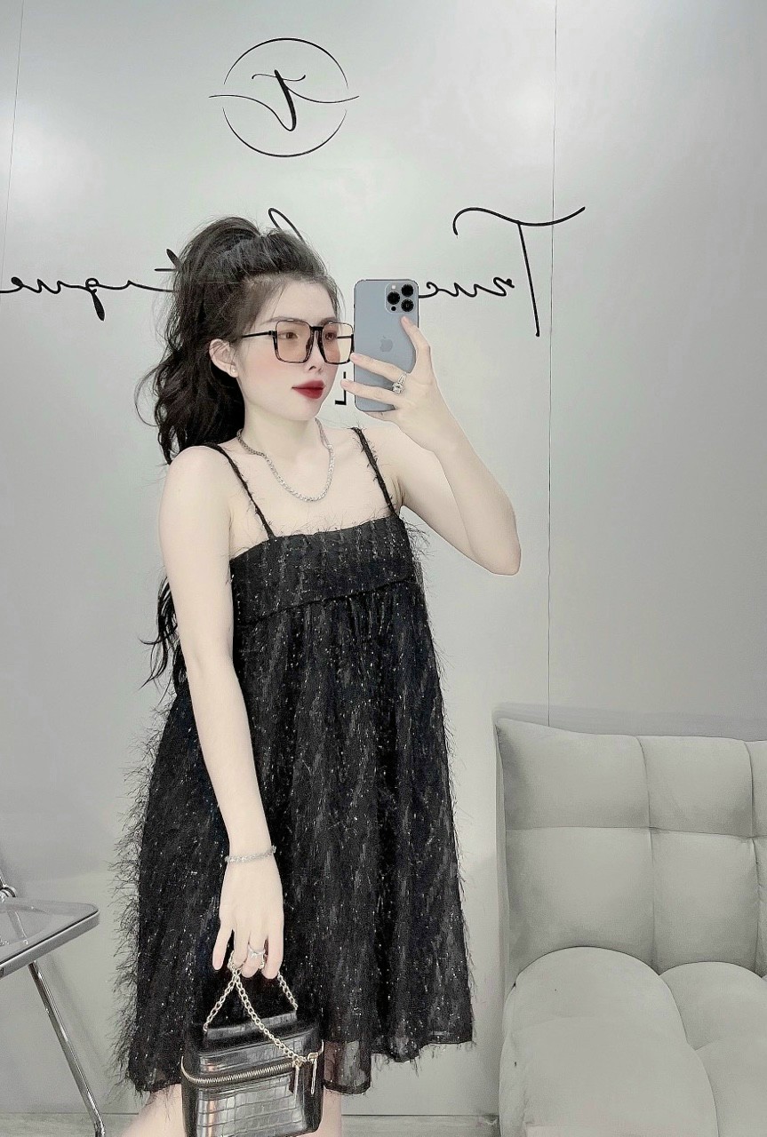 Đầm 2 dây lông vũ