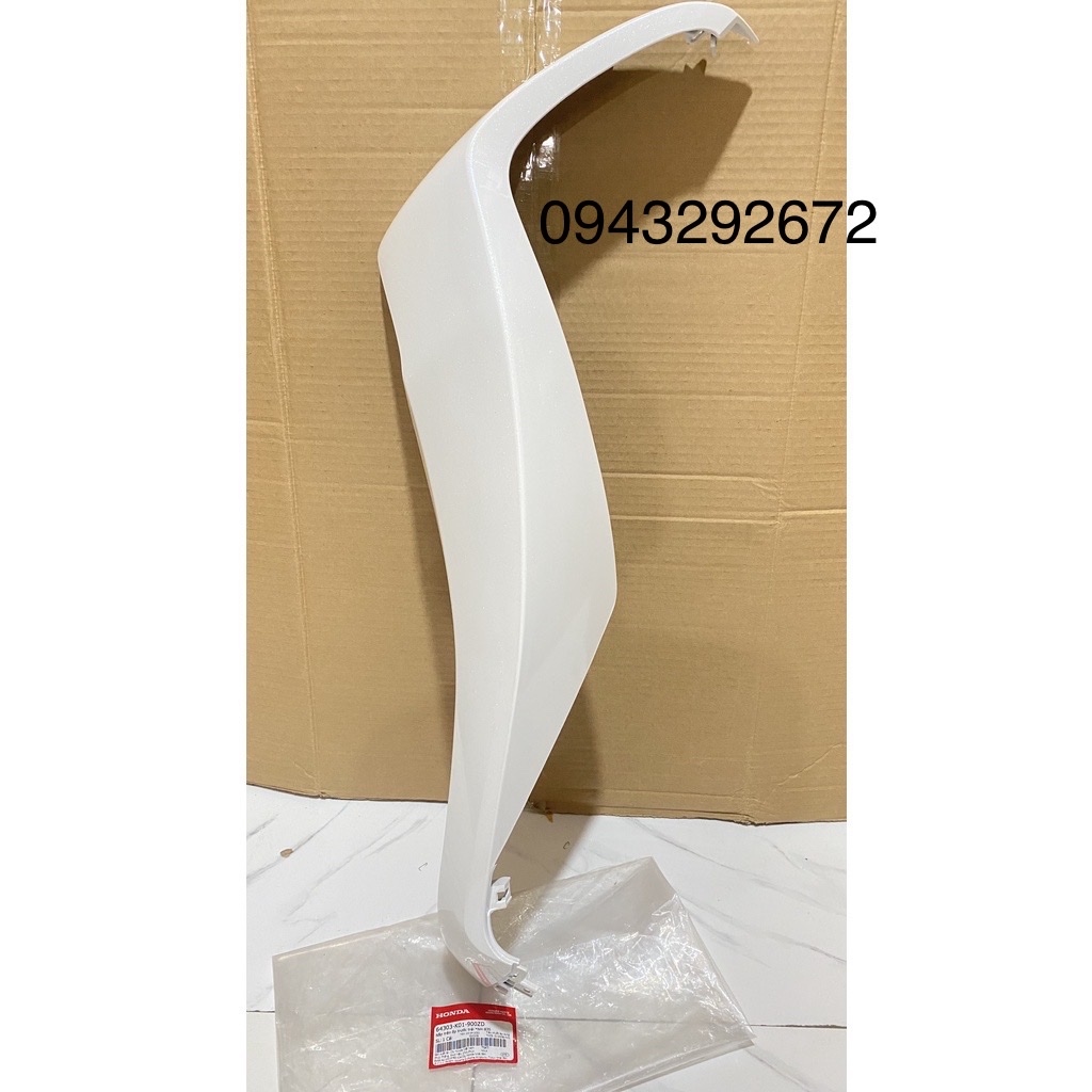 Cánh yếm ngoài trái sh 125/150 màu trắng honda