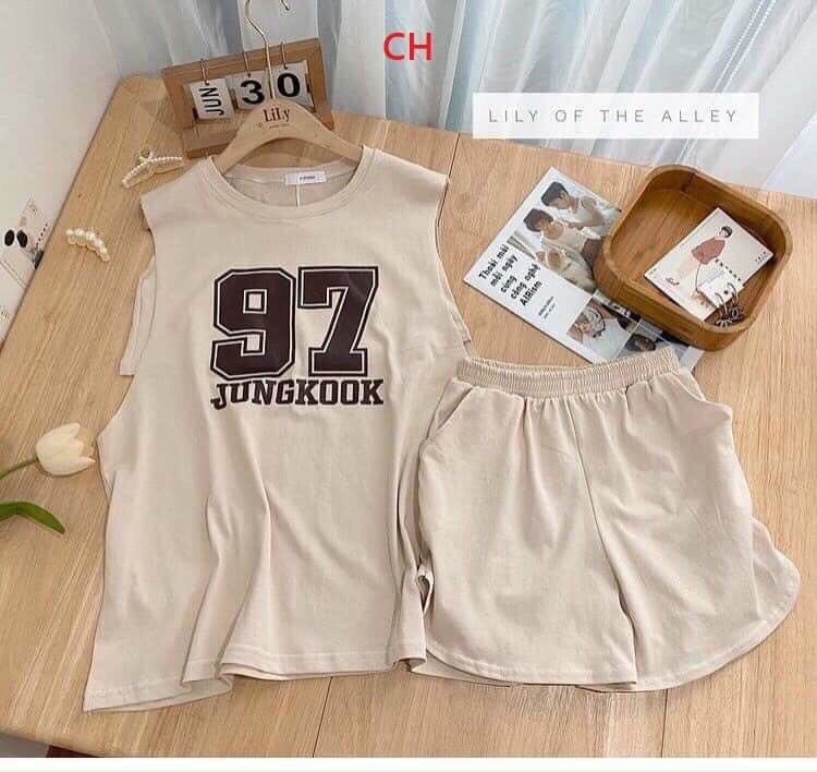 Sét 3 món bộ thể thao nữ áo tanktop, quần sooc và quây trong năng động