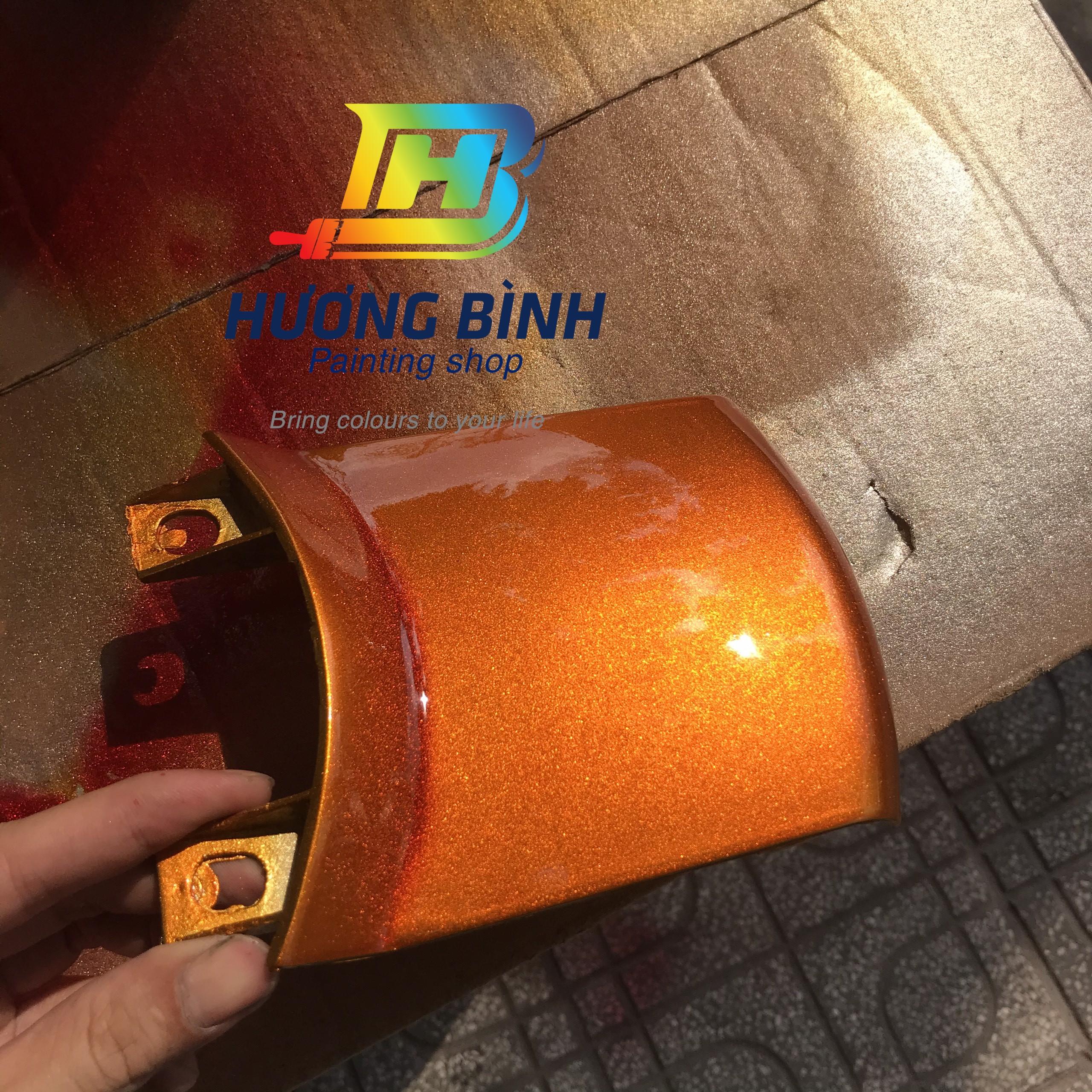 Sơn xịt Bosny màu Candy Cam Yamaha No.05 (cần phải có nền Bạc mới lên được màu)