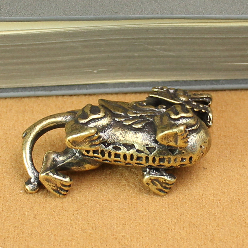 Tượng Phong Thủy Hình Kỳ Lân (Kích Thước: 5.2cm x 3.3cm)