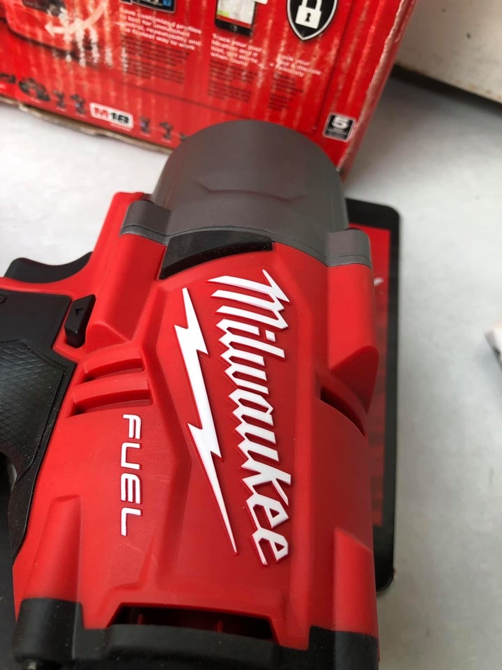 [HCM]Máy mở bù lông Milwaukee 2767