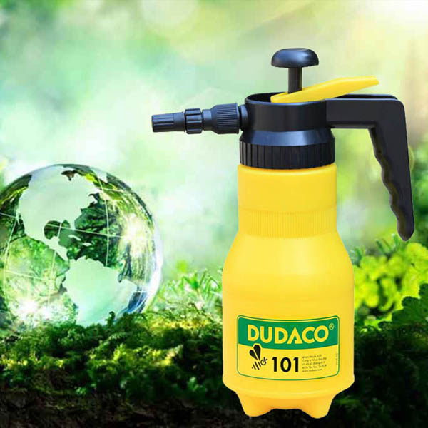 Bình xịt phun sương dudaco màu vàng 101 - nhựa chịu lực tốt, không dễ nứt vỡ