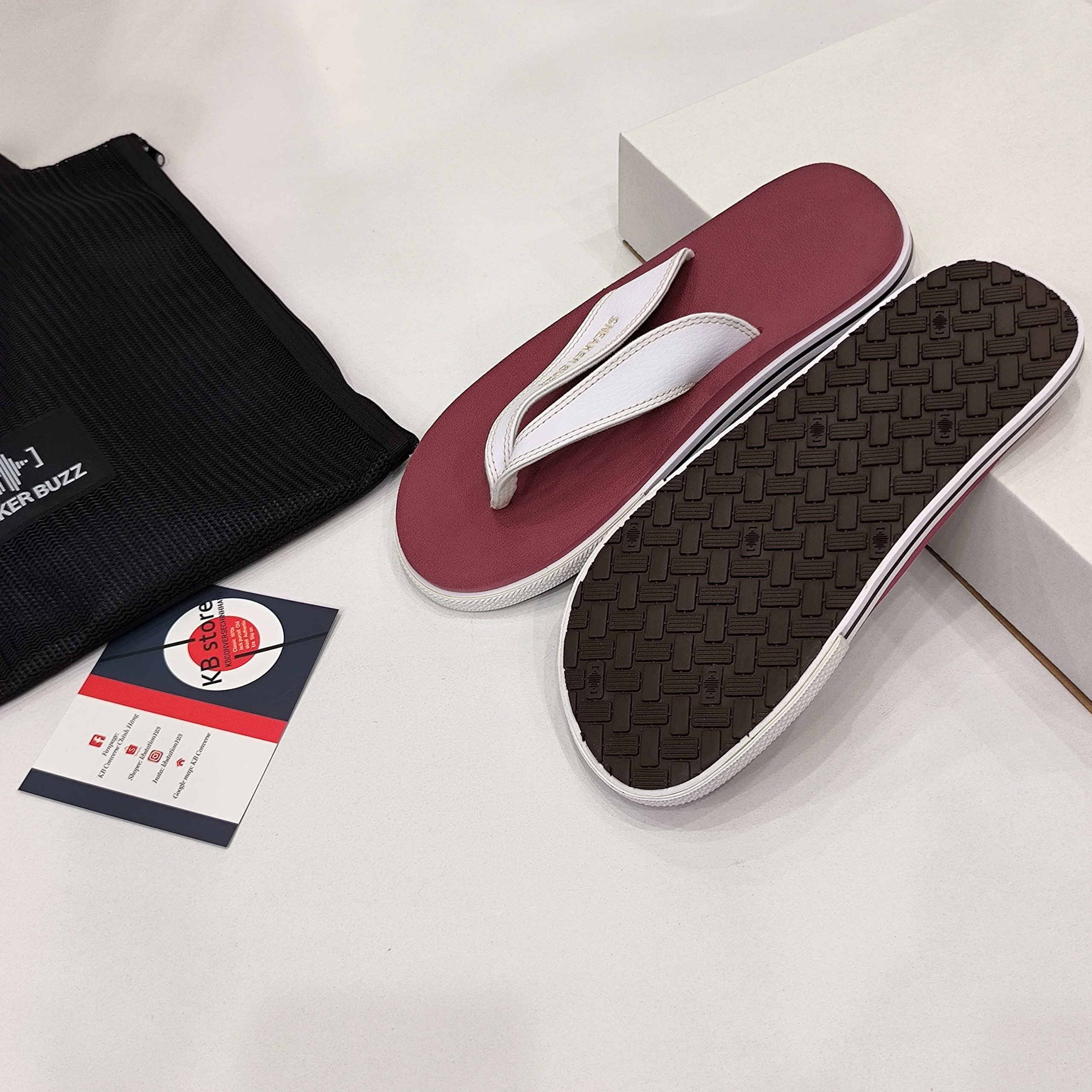 Dép Sneaker Buzz đỏ trầm quai trắng xỏ ngón