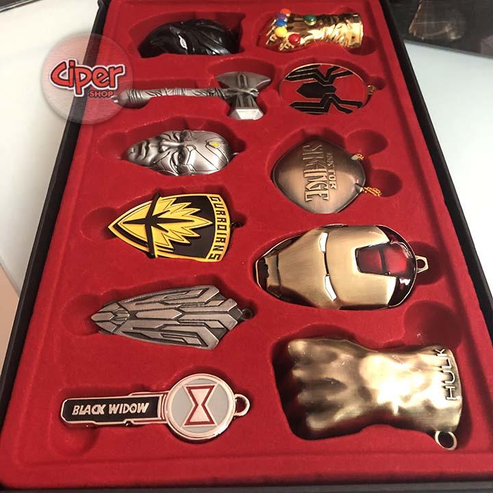 Bộ 11 móc khóa Avengers