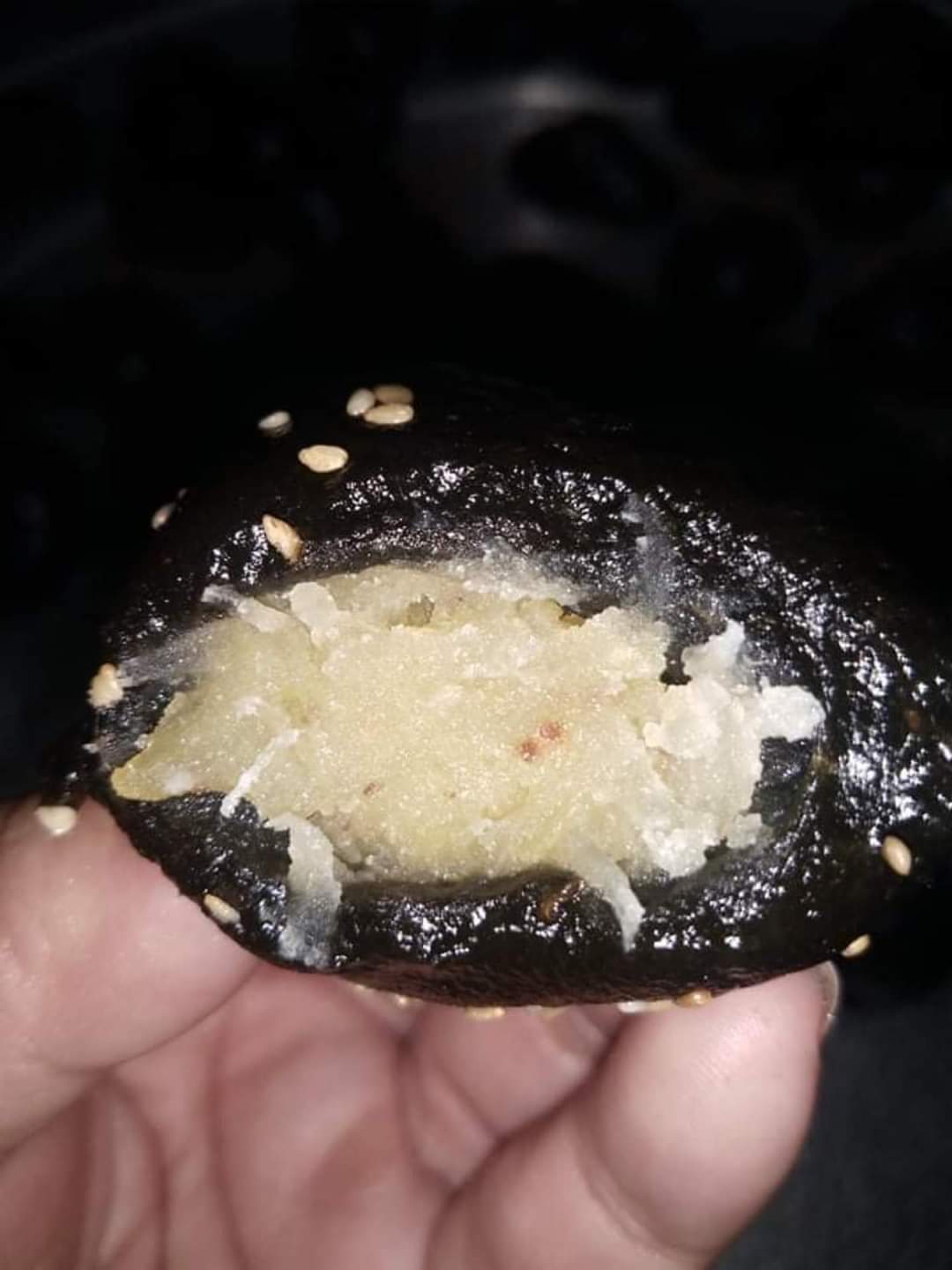 [HCM]Bánh ít lá gai thơm ngon mại dô