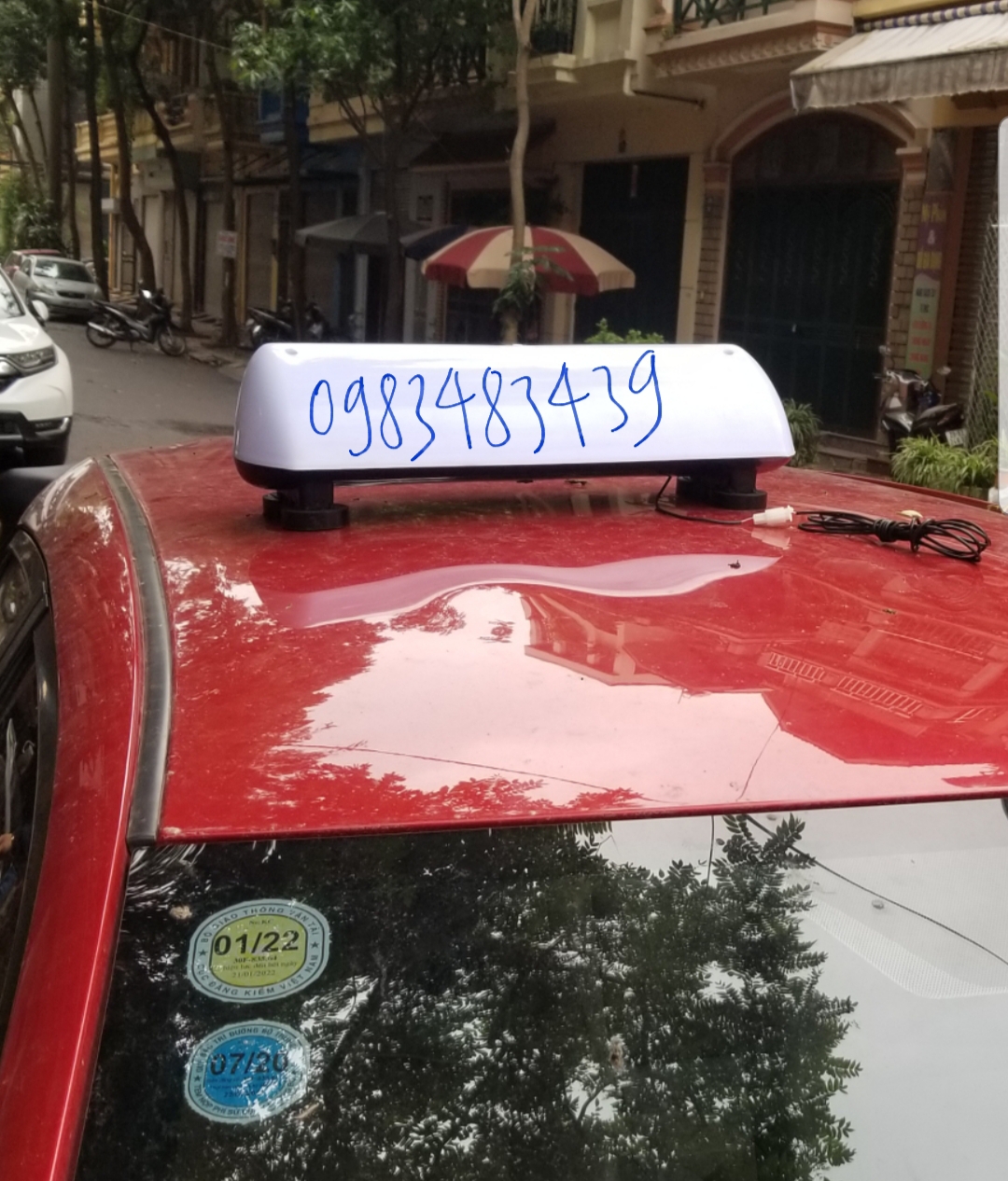 Đèn mào taxi trắng to nam châm